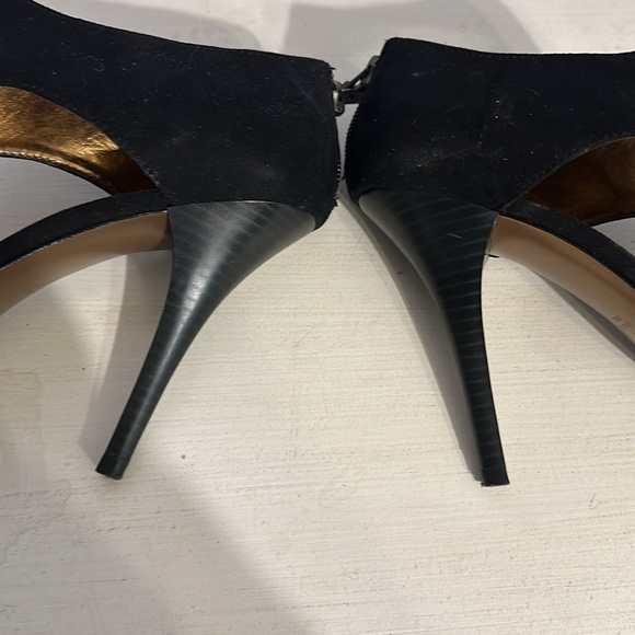 Ellen Tracy Suede Heeled Sandals - Picture 8 of 10